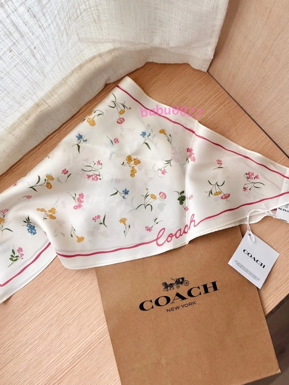 NWT🌷Coach Tossed Floral Print Silk Diamond Scarf Chalk Cream Flower CAP46 Wrap